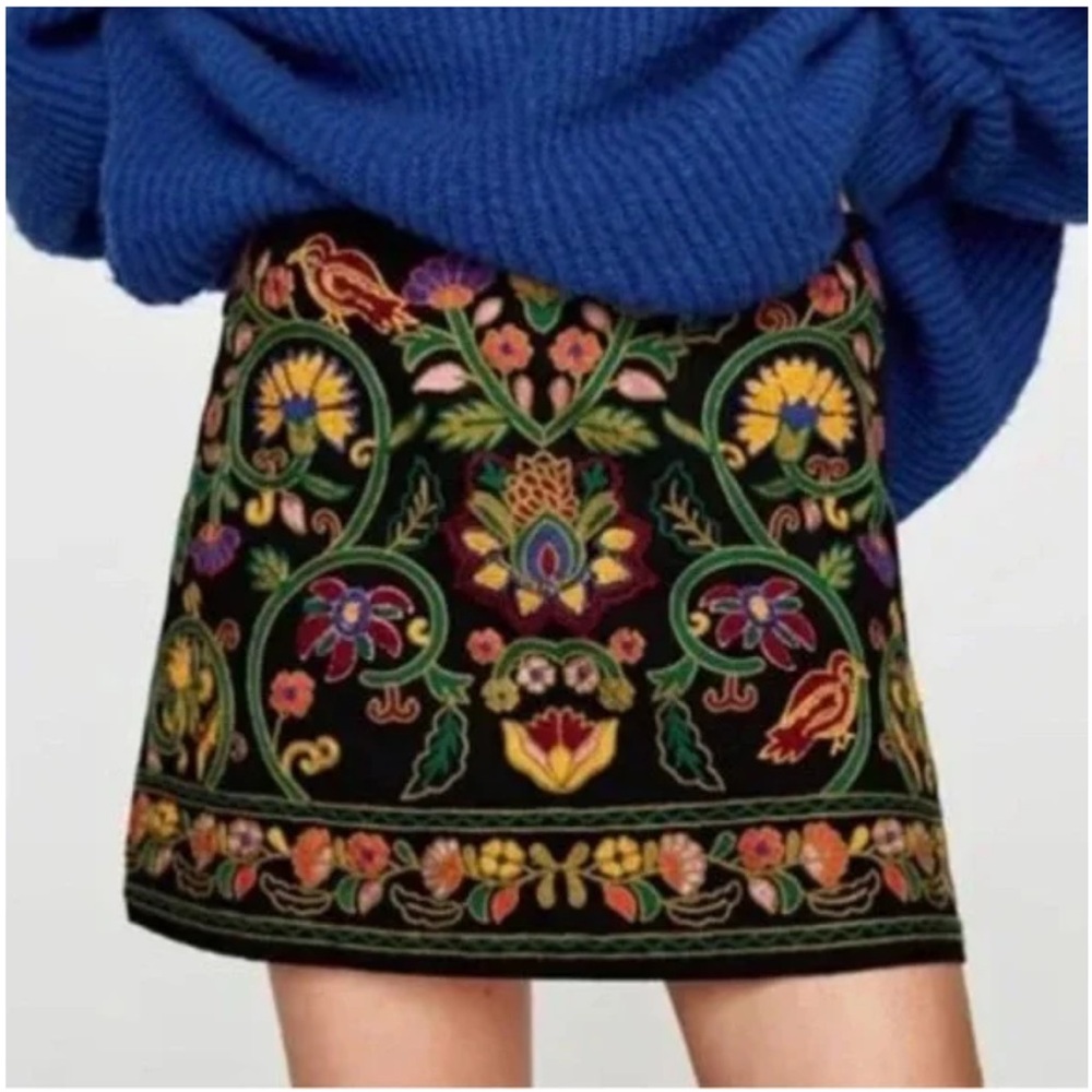 Zara Black Mini Skirt with Colorful Embroidery